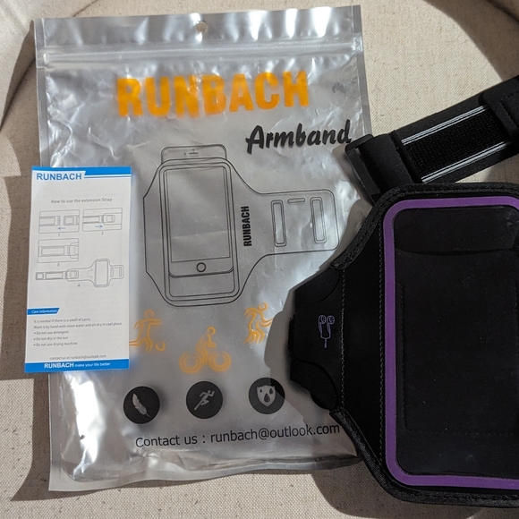 NWT Runbach Armband for S10 Samsung Galaxy - Picture 7 of 9